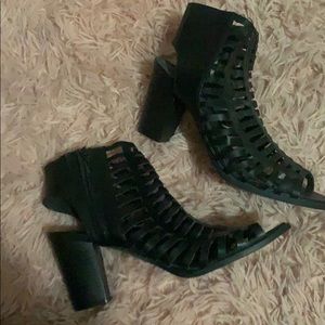 Brand new heel shoes
